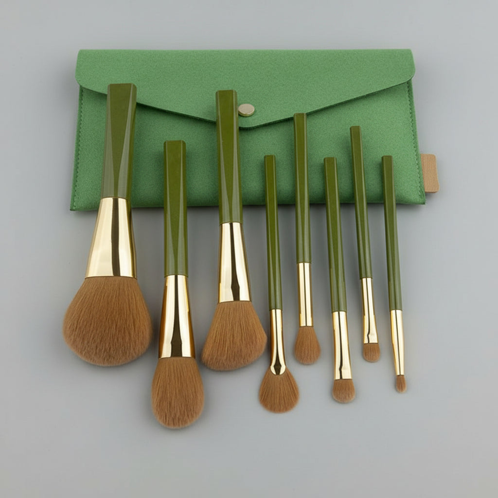 8-Piece Soft Makeup Brush Set – Green Shimmer Finish