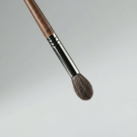 1PC Professional Eye Shadow Brush – Dome-Shaped Goat Hair Blending Tool for Makeup Artists