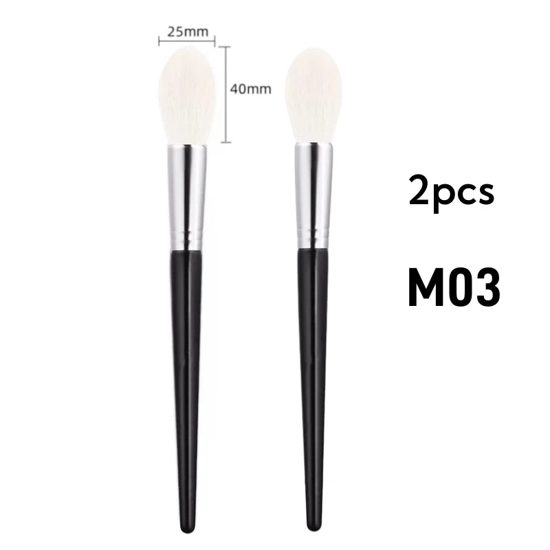 Professional Blusher & Highlighter Brush – Natural Goat Hair Beauty Tool