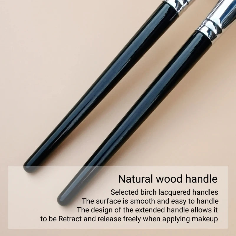 Professional Blusher & Highlighter Brush – Natural Goat Hair Beauty Tool