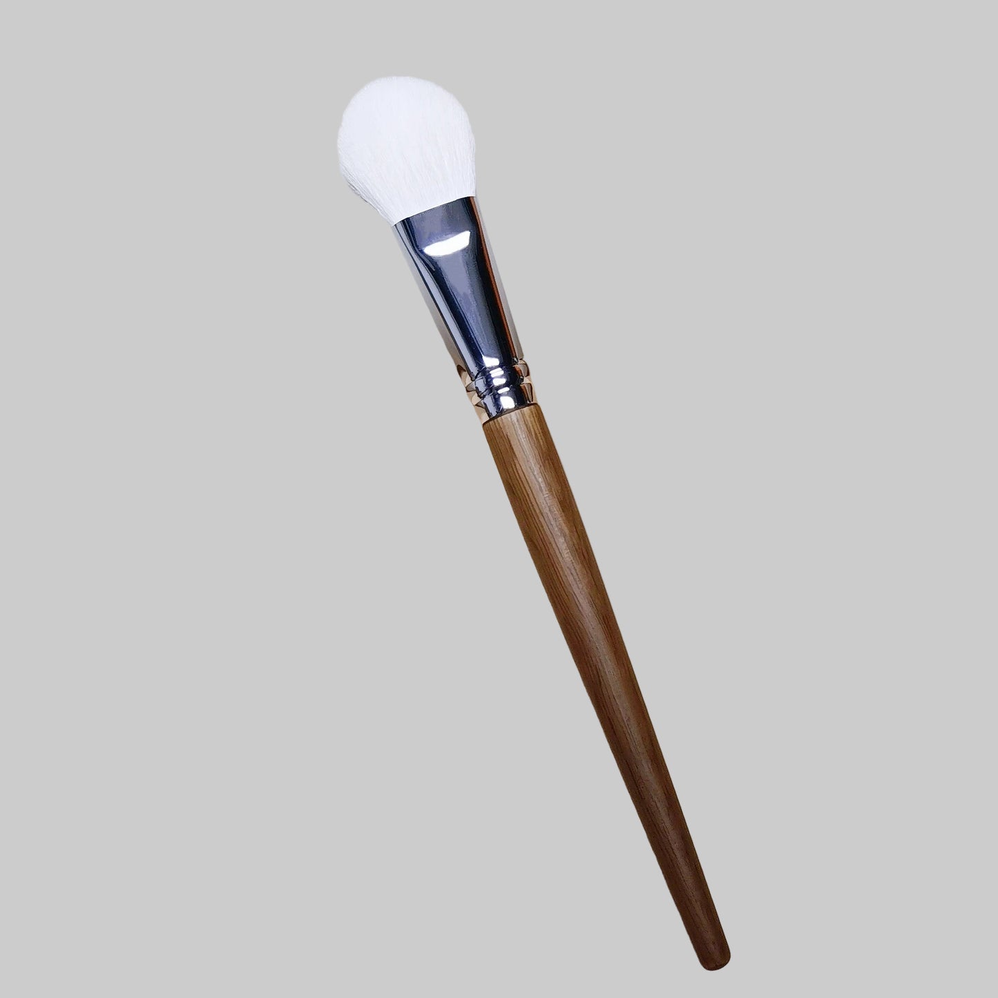 Natural Goat Hair Blush & Highlighter Brush – Pro Shadow & Bronzer Tool