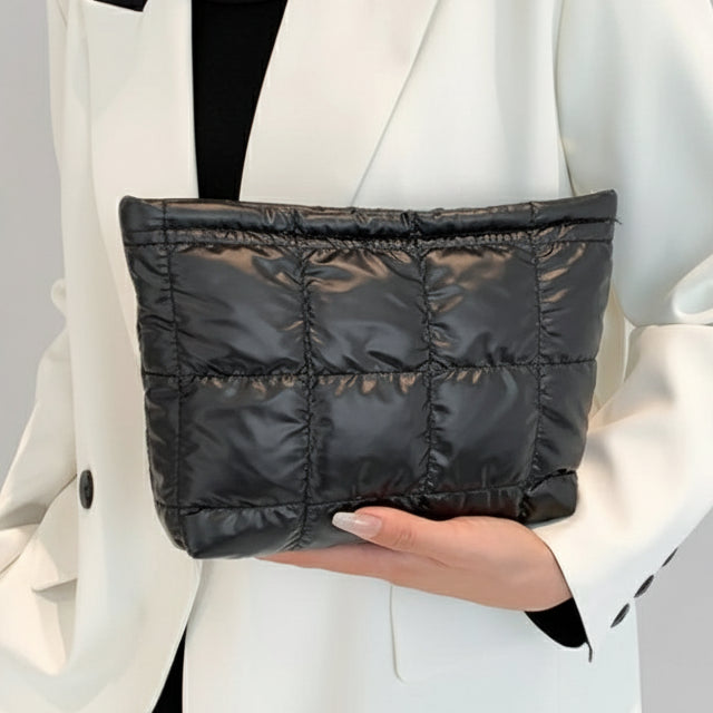 Quilted Makeup Storage Bag – Large Capacity, Padded Travel Organizer for Women