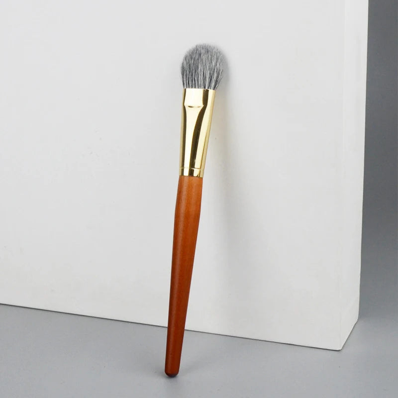 Natural Goat Hair Blush Brush – Pro Makeup Tool