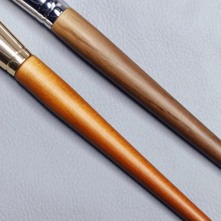 Natural Goat Hair Blush & Highlighter Brush – Pro Shadow & Bronzer Tool